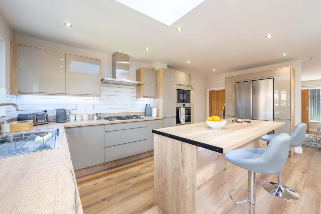 The Oaklands - Luxury Spacious 6-Bed, Near Solihull, Birmingham City, Jlr, Nec, Airport, Resorts World, Hs2 Luaran gambar