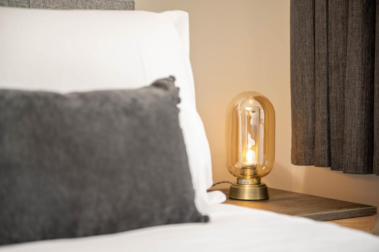 The Oaklands - Luxury Spacious 6-Bed, Near Solihull, Birmingham City, Jlr, Nec, Airport, Resorts World, Hs2 Luaran gambar
