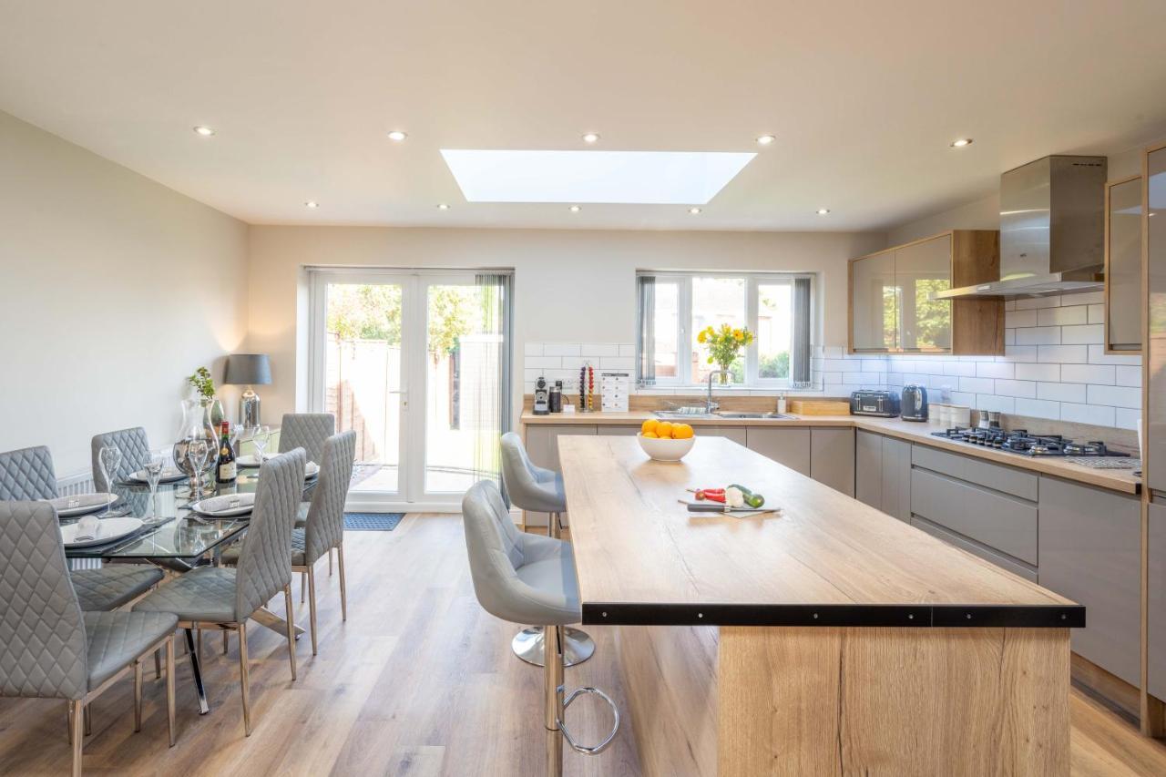 The Oaklands - Luxury Spacious 6-Bed, Near Solihull, Birmingham City, Jlr, Nec, Airport, Resorts World, Hs2 Luaran gambar