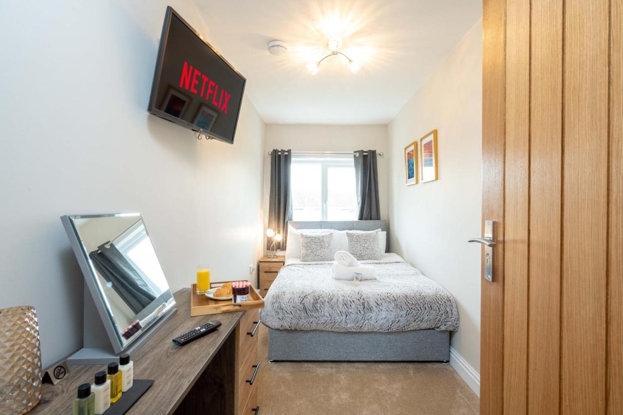 The Oaklands - Luxury Spacious 6-Bed, Near Solihull, Birmingham City, Jlr, Nec, Airport, Resorts World, Hs2 Luaran gambar