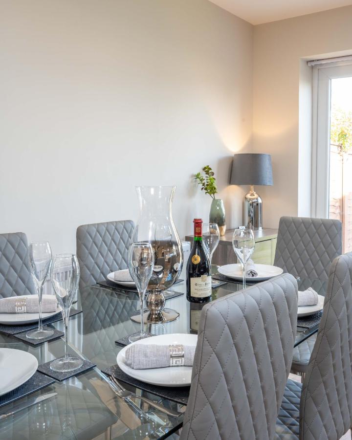 The Oaklands - Luxury Spacious 6-Bed, Near Solihull, Birmingham City, Jlr, Nec, Airport, Resorts World, Hs2 Luaran gambar
