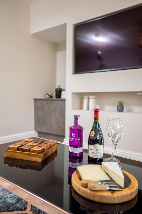 The Oaklands - Luxury Spacious 6-Bed, Near Solihull, Birmingham City, Jlr, Nec, Airport, Resorts World, Hs2 Luaran gambar