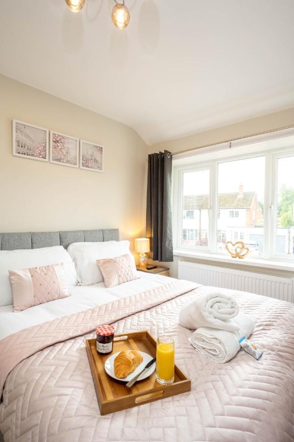 The Oaklands - Luxury Spacious 6-Bed, Near Solihull, Birmingham City, Jlr, Nec, Airport, Resorts World, Hs2 Luaran gambar