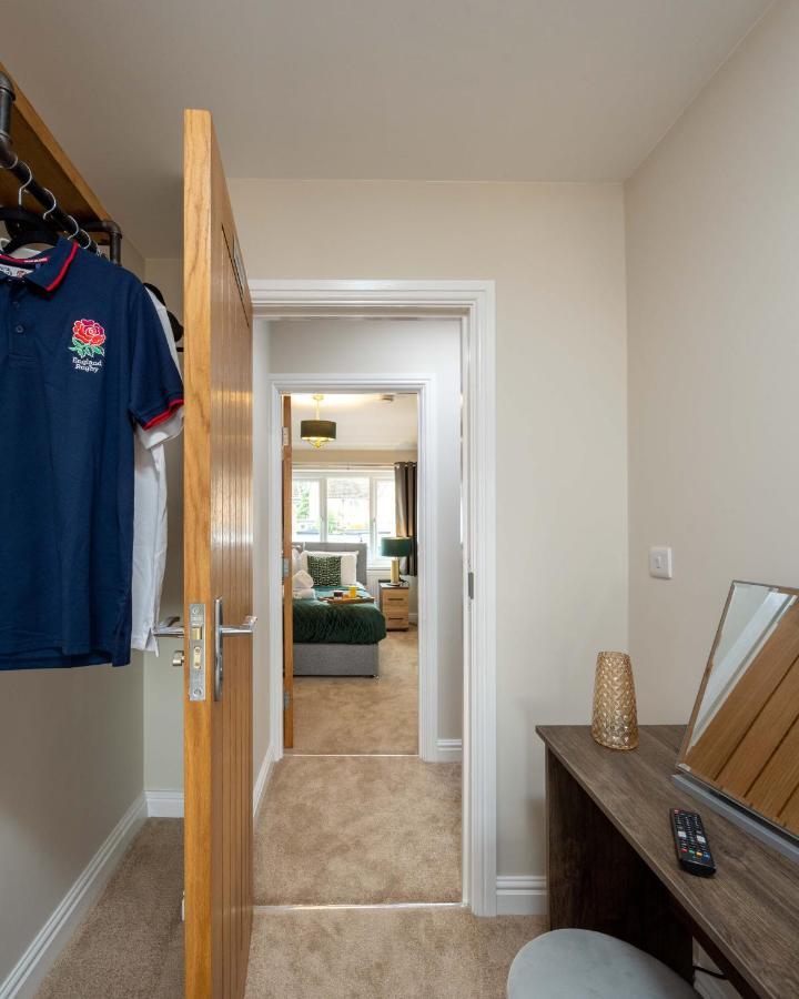 The Oaklands - Luxury Spacious 6-Bed, Near Solihull, Birmingham City, Jlr, Nec, Airport, Resorts World, Hs2 Luaran gambar