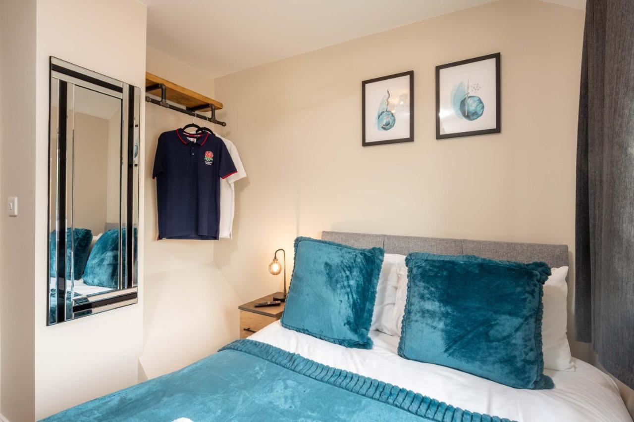The Oaklands - Luxury Spacious 6-Bed, Near Solihull, Birmingham City, Jlr, Nec, Airport, Resorts World, Hs2 Luaran gambar