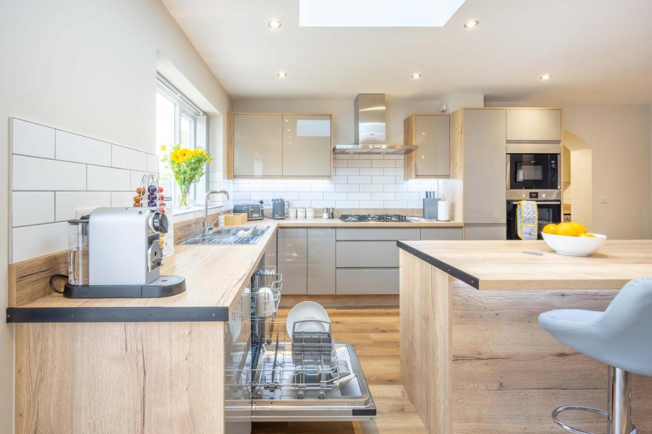 The Oaklands - Luxury Spacious 6-Bed, Near Solihull, Birmingham City, Jlr, Nec, Airport, Resorts World, Hs2 Luaran gambar